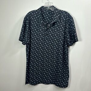 G/Fore Sketch Printed skulls  tour logo golf polo shirt size medium.Black White